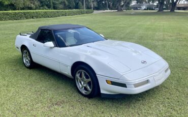 Chevrolet-corvette-1993-white-2