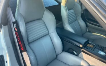 Chevrolet-corvette-1994-13