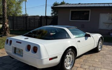 Chevrolet-corvette-1994-5