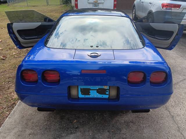 Chevrolet-corvette-1994-5