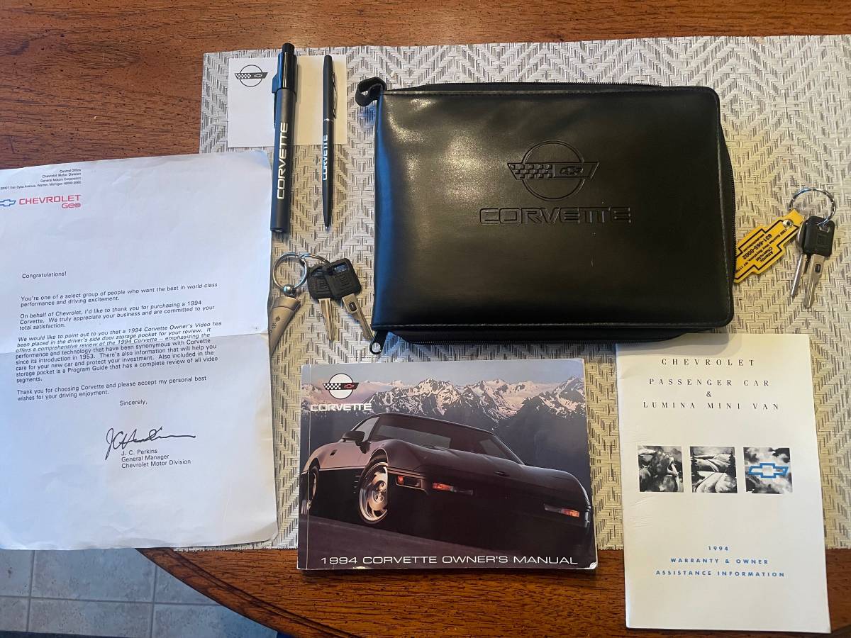 Chevrolet-corvette-1994-6