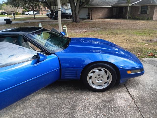Chevrolet-corvette-1994-7