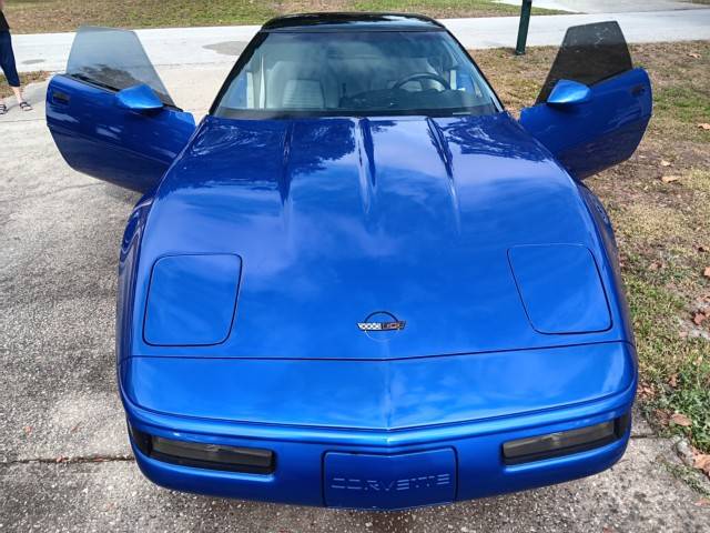 Chevrolet-corvette-1994-8