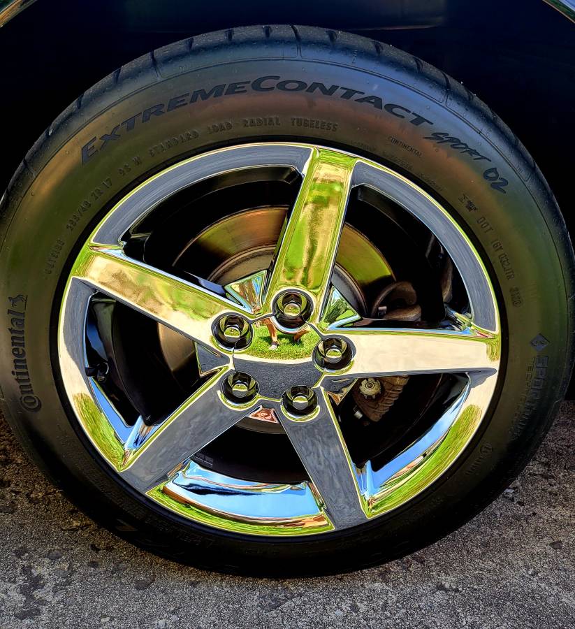 Chevrolet-corvette-1994-black-1