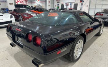 Chevrolet-corvette-1994-black-21