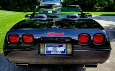 Chevrolet-corvette-1994-black-7