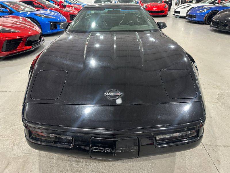 Chevrolet-corvette-1994-black-9