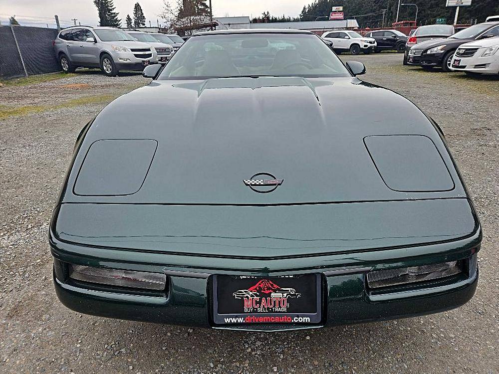 Chevrolet-corvette-1994-green-1