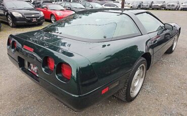 Chevrolet-corvette-1994-green-34
