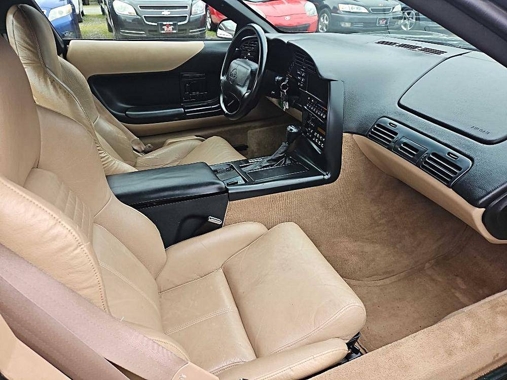 Chevrolet-corvette-1994-green-62