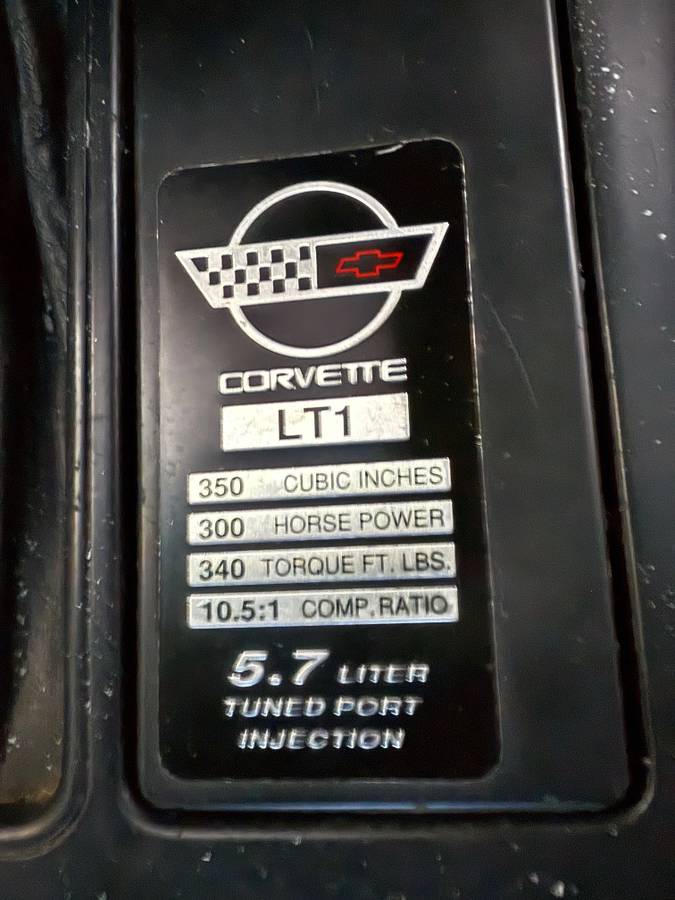 Chevrolet-corvette-1994-red-2