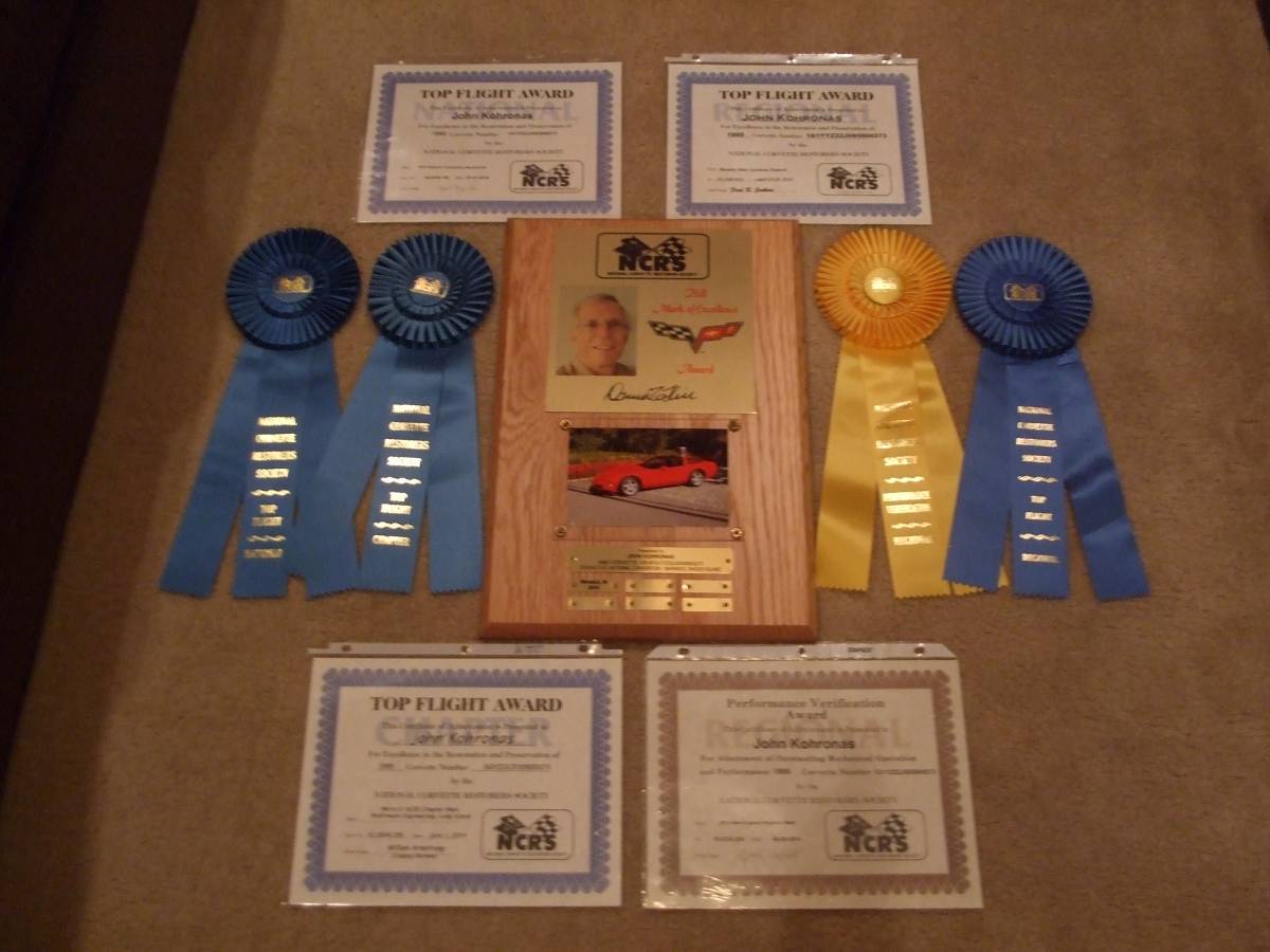 Chevrolet-corvette-1995-red-19