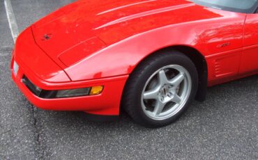 Chevrolet-corvette-1995-red-25