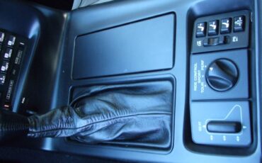 Chevrolet-corvette-1995-red-34