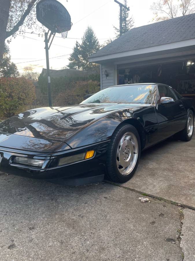 Chevrolet-corvette-1996-black
