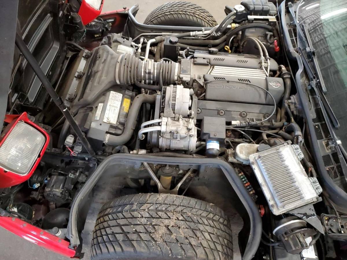 Chevrolet-corvette-1996-red-6