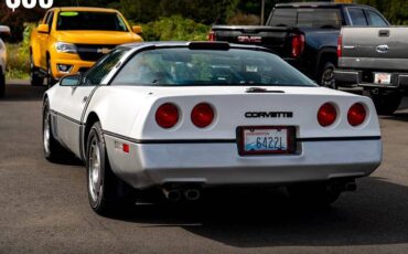 Chevrolet-corvette-base-1986-1