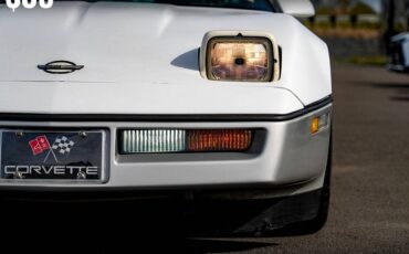 Chevrolet-corvette-base-1986-16