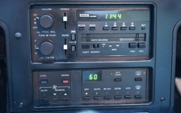 Chevrolet-corvette-base-1988-white-28