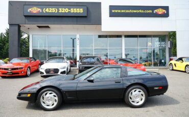 Chevrolet-corvette-base-1995-black