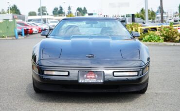Chevrolet-corvette-base-1995-black-4