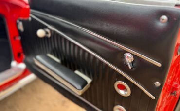 Chevrolet-corvette-convertible-1962-red-17