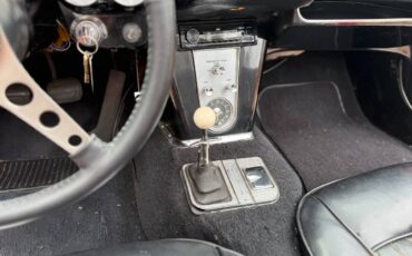 Chevrolet-corvette-convertible-1962-red-3