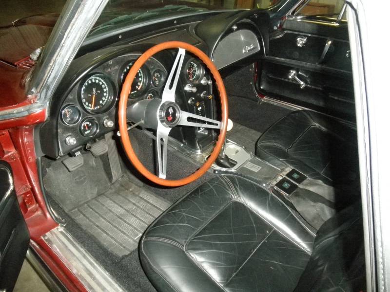 Chevrolet-corvette-convertible-1965-1