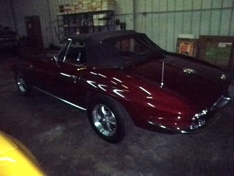 Chevrolet-corvette-convertible-1965-4