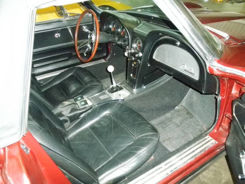 Chevrolet-corvette-convertible-1965-7