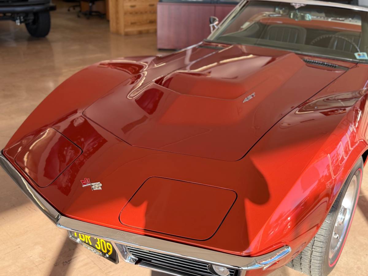 Chevrolet-corvette-convertible-1968-17