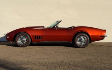 Chevrolet-corvette-convertible-1968-2