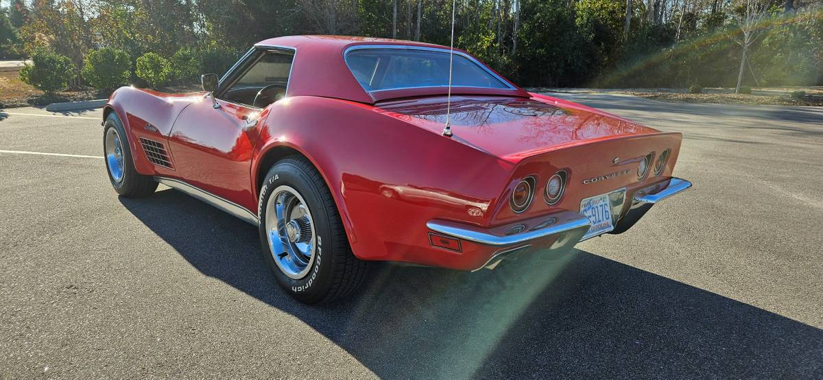 Chevrolet-corvette-convertible-1972-red-10