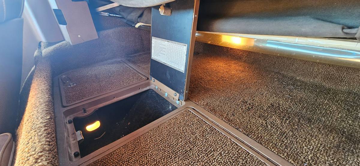 Chevrolet-corvette-convertible-1972-red-15