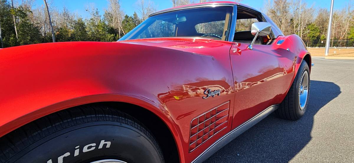 Chevrolet-corvette-convertible-1972-red-3