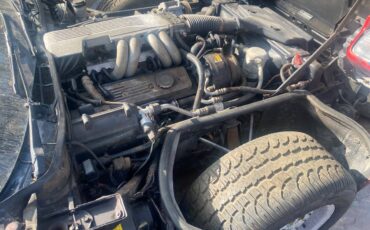 Chevrolet-corvette-convertible-1986-red-10