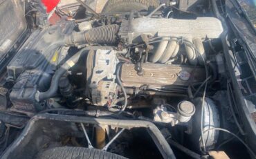 Chevrolet-corvette-convertible-1986-red-17