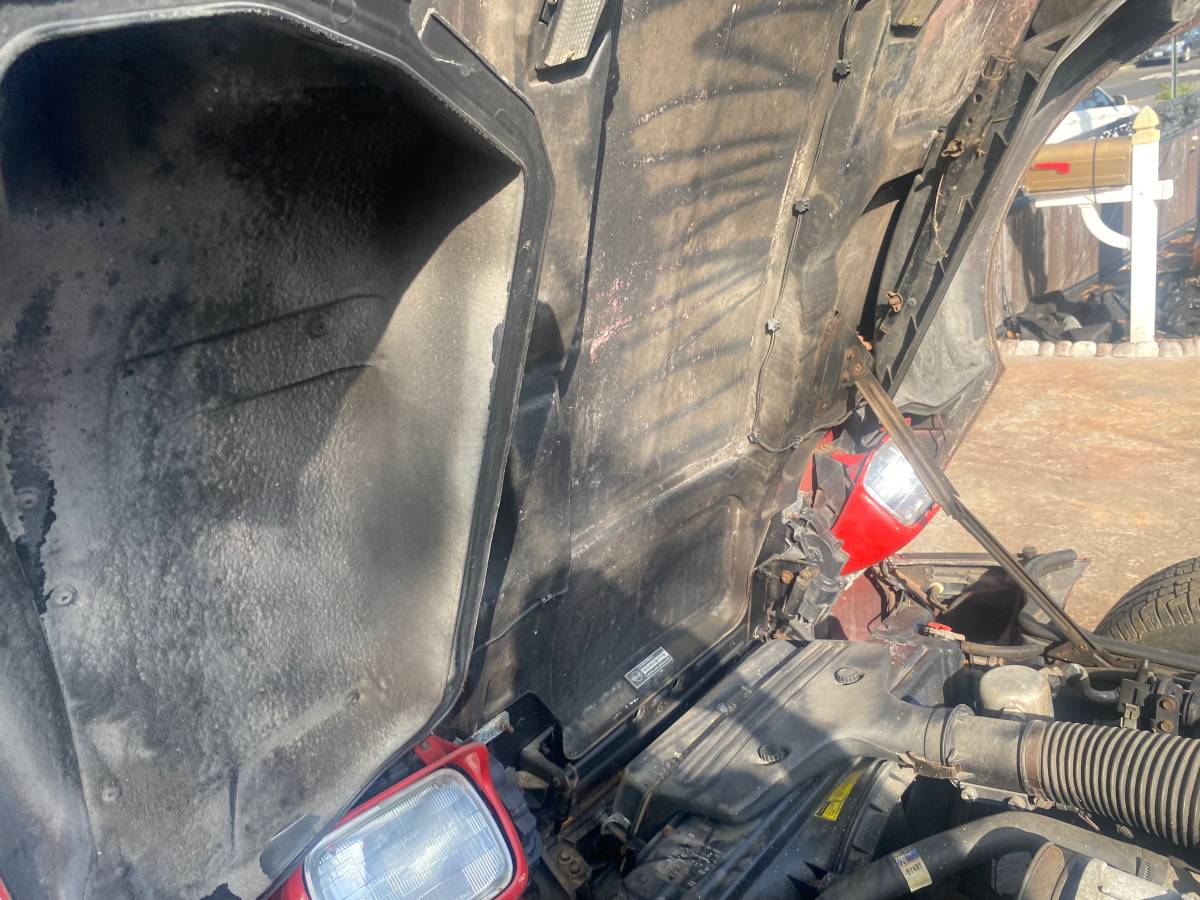 Chevrolet-corvette-convertible-1986-red-2