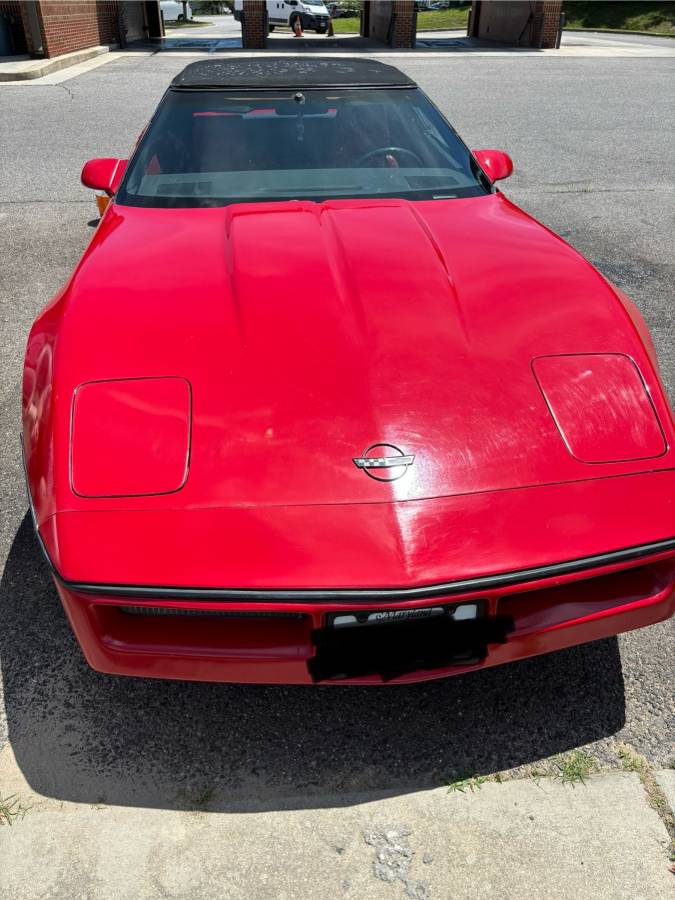 Chevrolet-corvette-convertible-1987-red-1