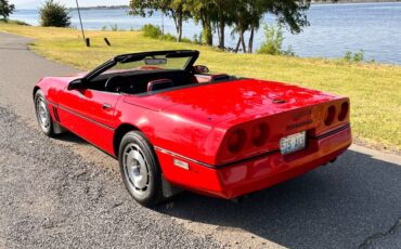 Chevrolet-corvette-convertible-1987-red-1