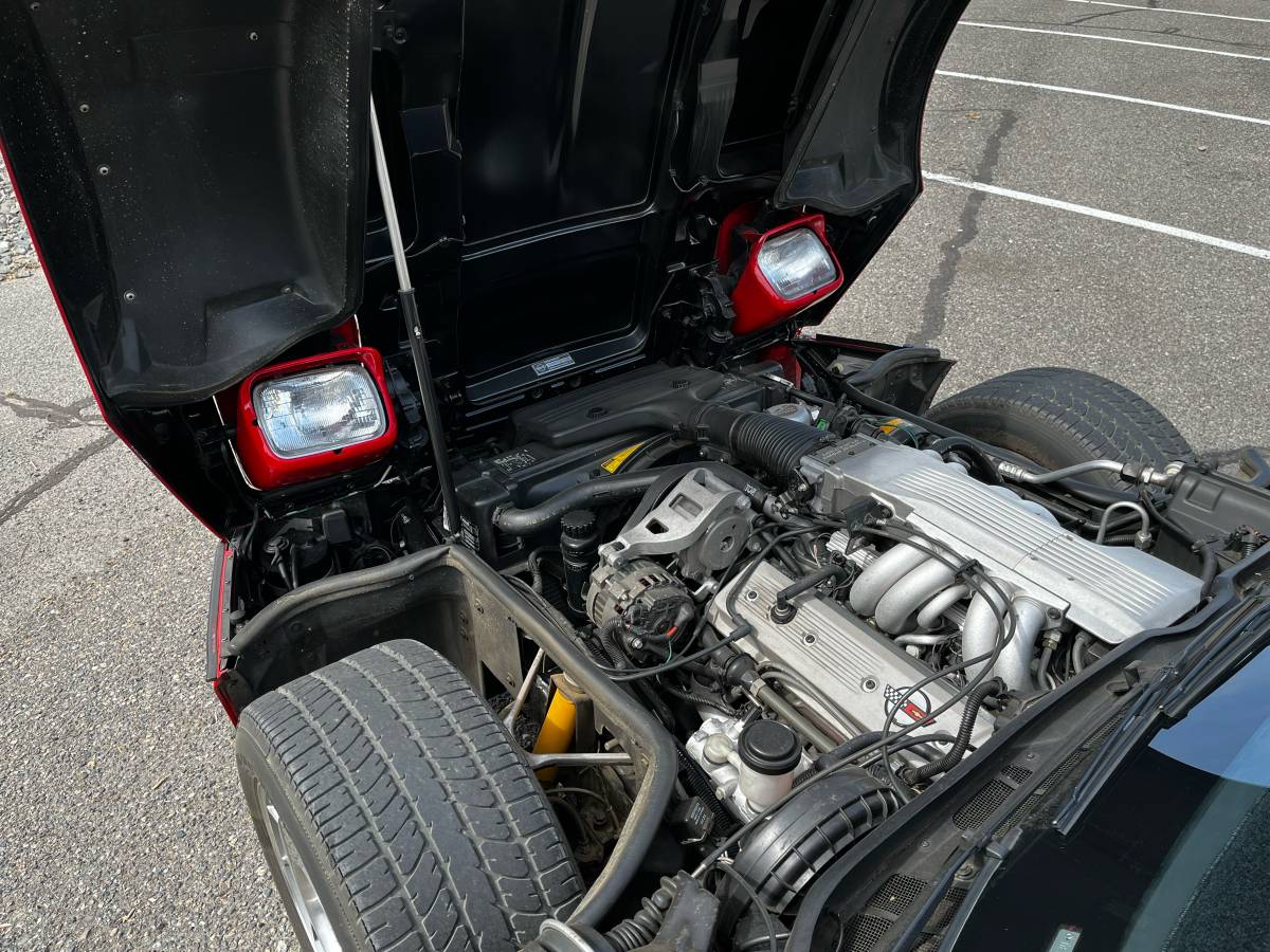 Chevrolet-corvette-convertible-1987-red-10
