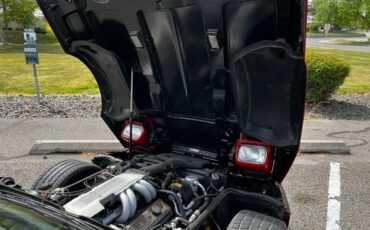 Chevrolet-corvette-convertible-1987-red-13