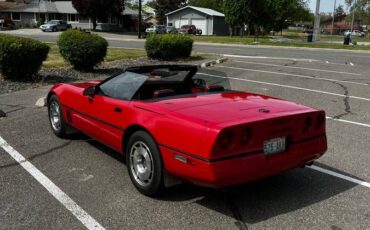 Chevrolet-corvette-convertible-1987-red-18