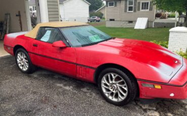 Chevrolet-corvette-convertible-1987-red