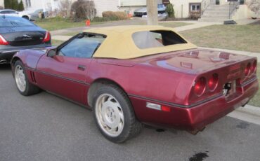 Chevrolet-corvette-convertible-1990-1