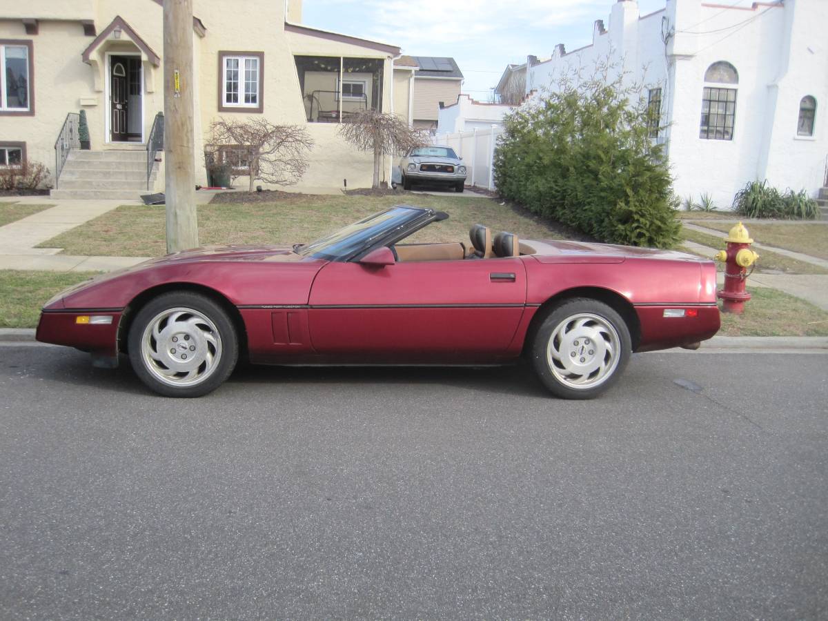 Chevrolet-corvette-convertible-1990-6