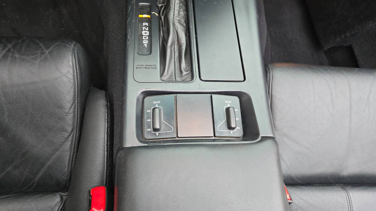 Chevrolet-corvette-convertible-1995-red-11