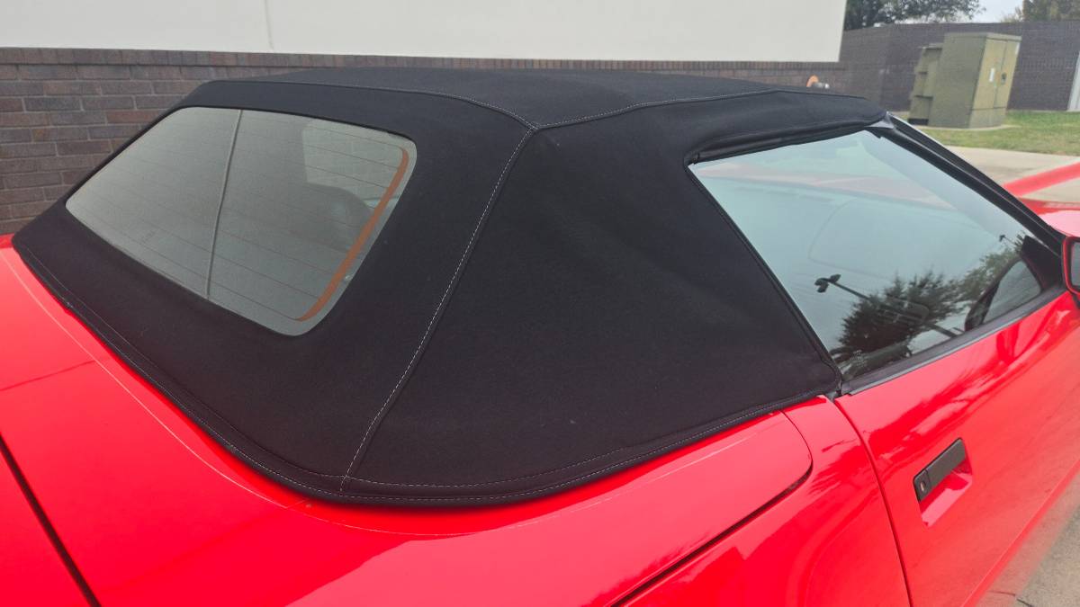 Chevrolet-corvette-convertible-1995-red-15