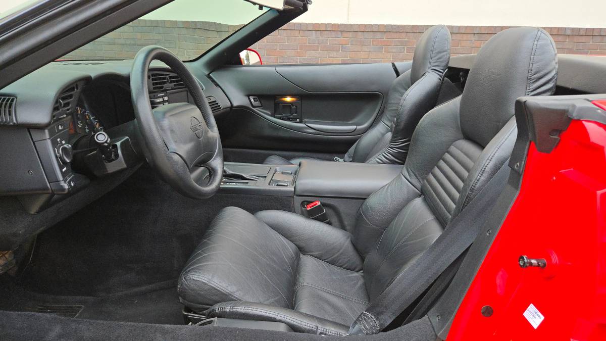 Chevrolet-corvette-convertible-1995-red-18