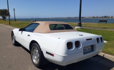 Chevrolet-corvette-convertible-1995-white-5